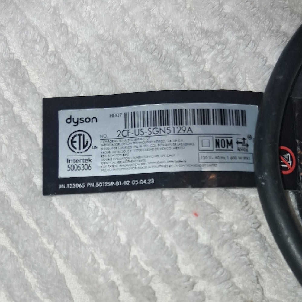 Dyson Black and White Label - Picture 4 of 4